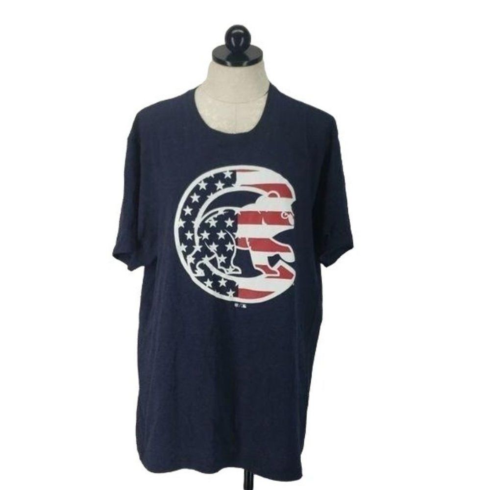47 Brand Men's Chicago Cubs Baseball Stars and Stripes Blue Tee Shirt Size XL‎